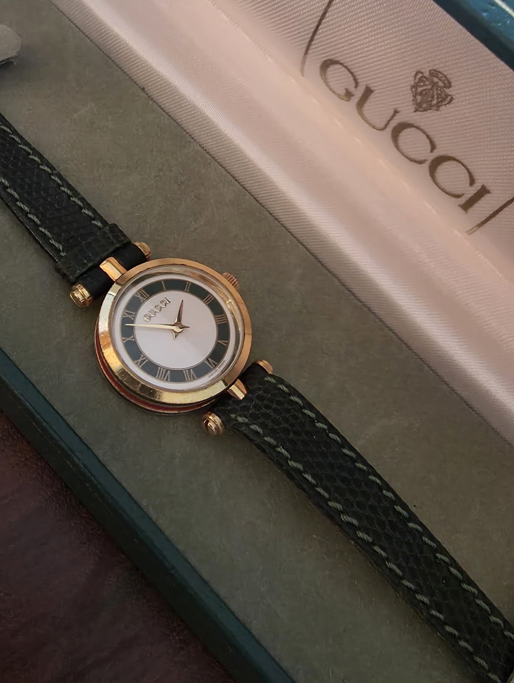 Gucci Women's Vintage "Sherry Line" Gold and Green Watch.